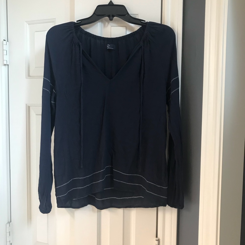 Long sleeve flowing shirt!